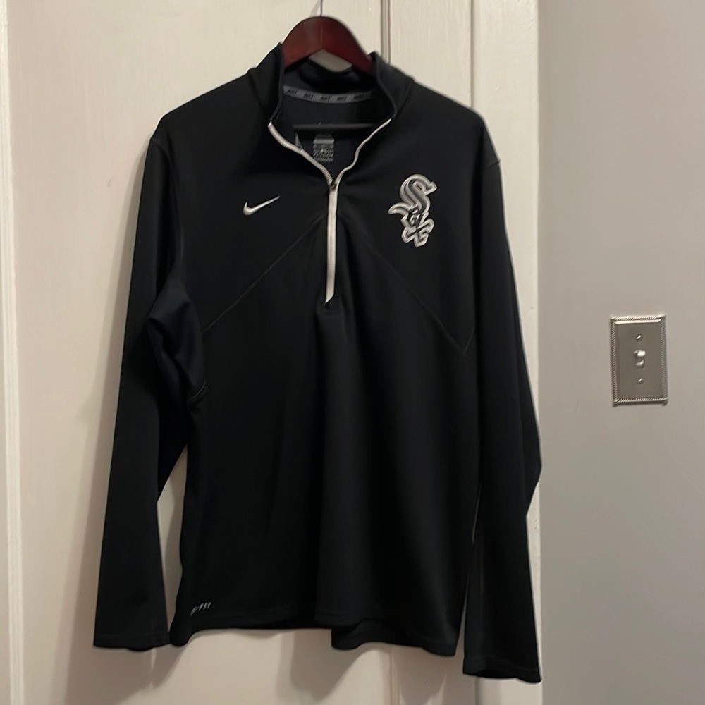 Nike mens white sox zip up size xl